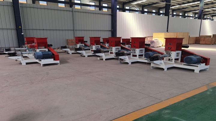 small scale birds feed processing machinery and equipment in Vietnam